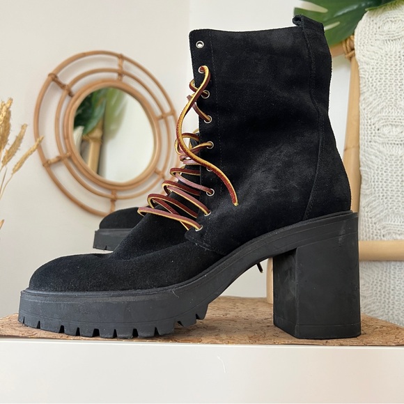 Free People Boots - Picture 2 of 12